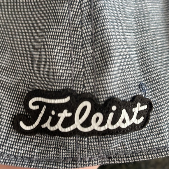 ⛳️Classic Titleist navy blue & white baseball golf hat L/XL. Excellent condition - Picture 4 of 7